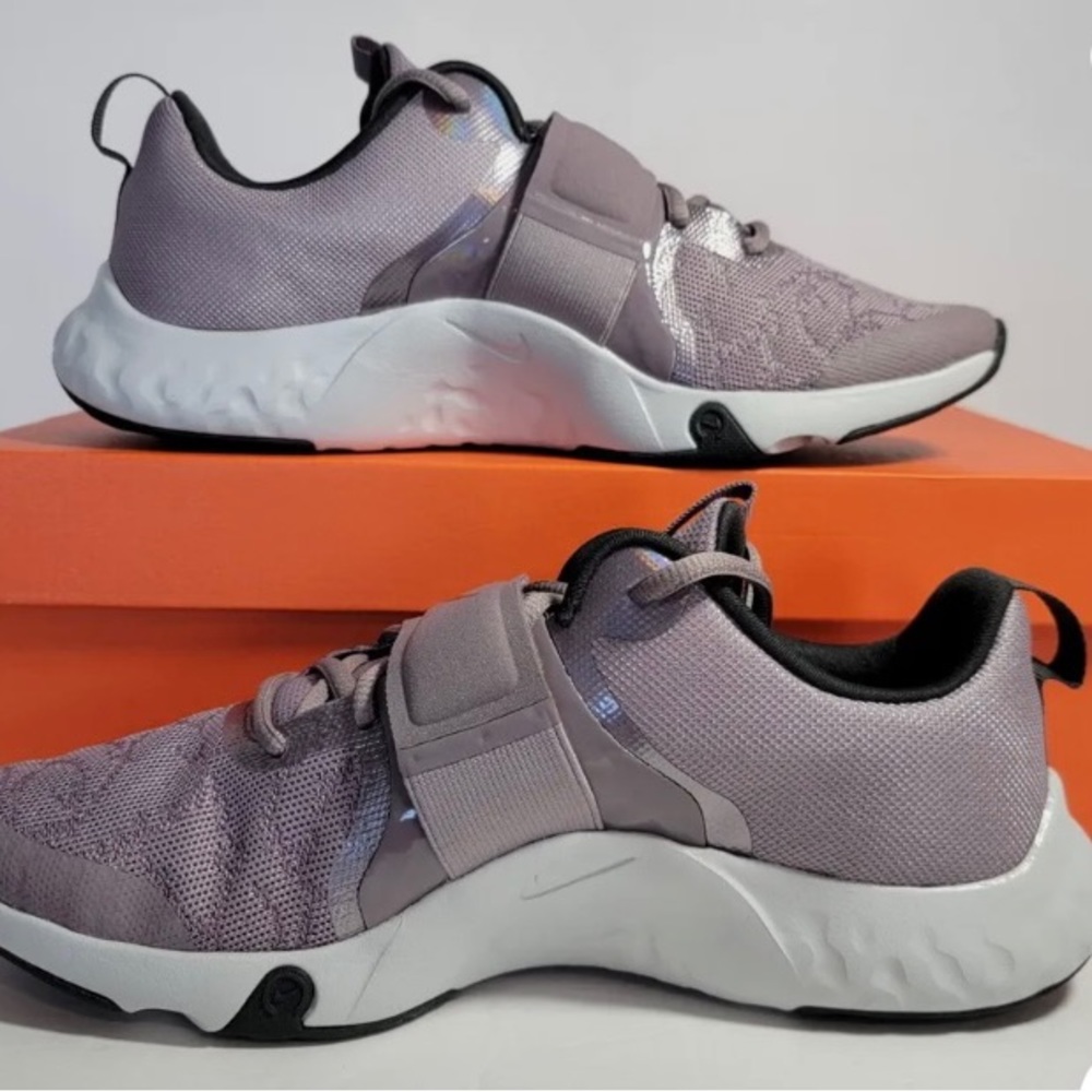 Nike Renew In-Season TR 12 Premium Training Shoe